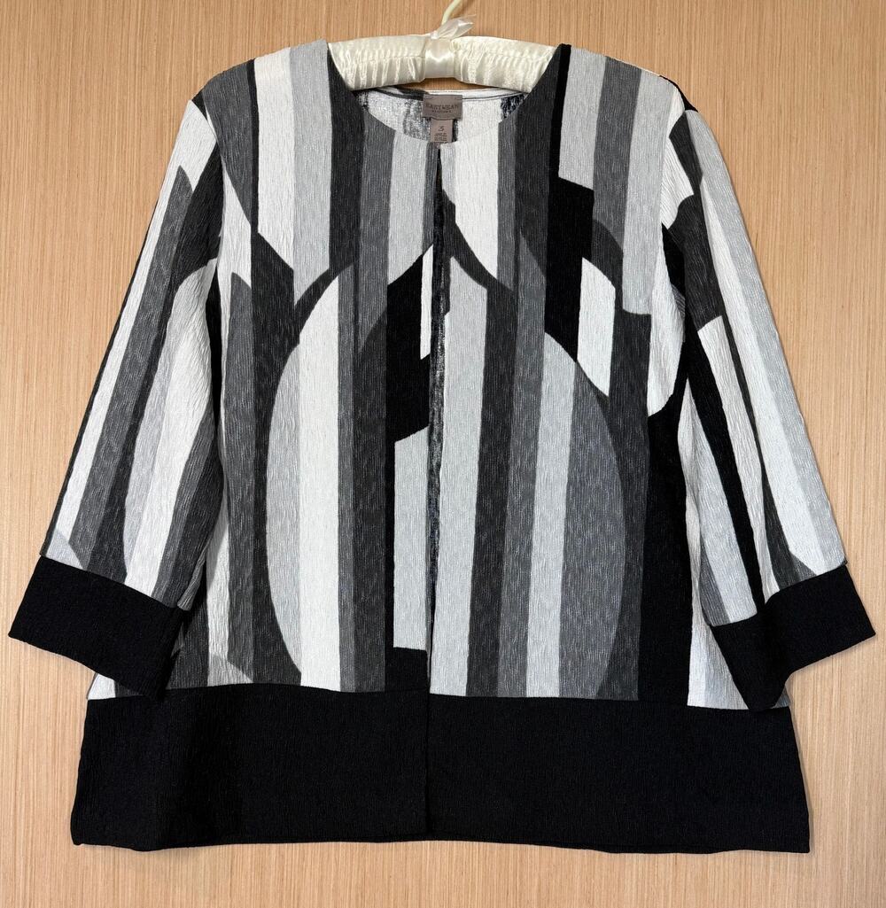 Chicos Easywear Abstract Crinkle Jacket Womens Size 3 US 16 XL Black 3/4 Sleeve
